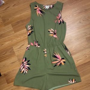 A New Day Romper W/tropical print.